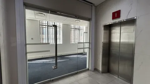 Office Floor 1 001, Salga house, 5 Waterkant street, CT  (24).